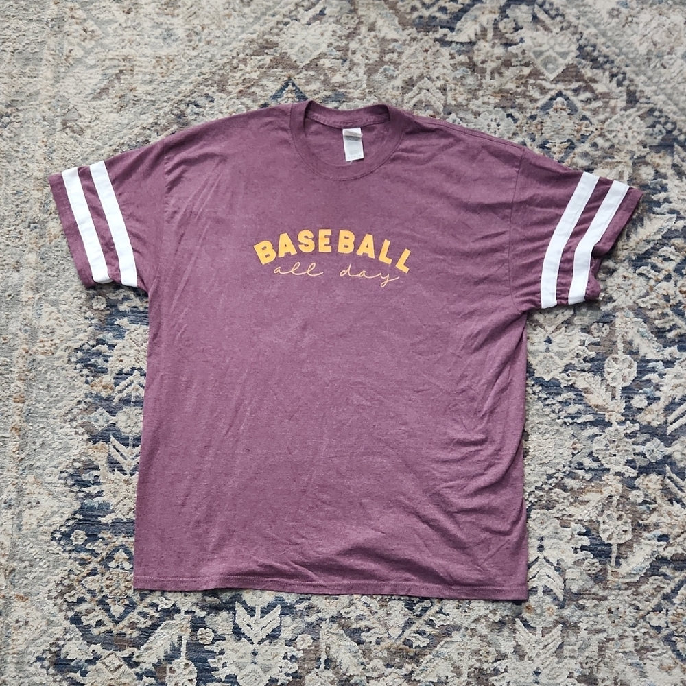 Gilan Heavy Cotton Baseball Graphic T-Shirt